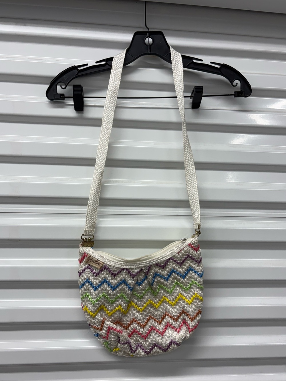 Bob and Alice Multicolor Chevron Shoulder Bag Zip Closure White Strap Gold HW